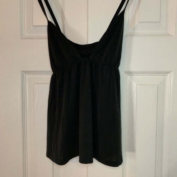 Express Black Low Cut Flowy Tank Top Size Small - Picture 4 of 8